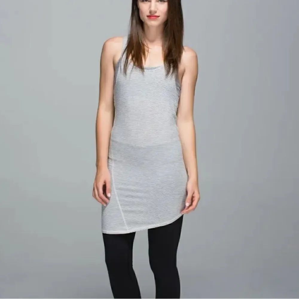 Lululemon Grey Torque Tank Top Women’s 6